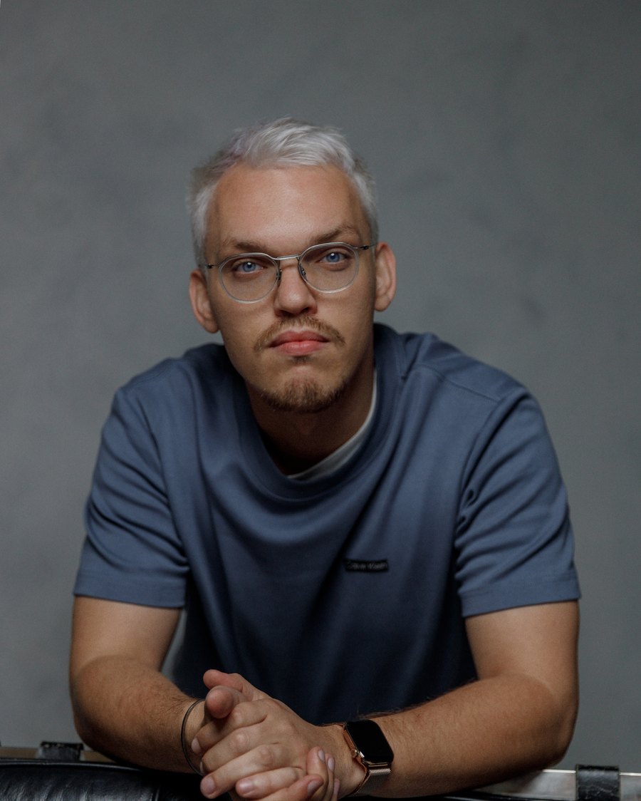 Romario Korzun portrait